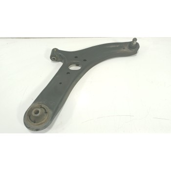 BRAZO SUSPENSION INFERIOR DELANTERO DERECHO 