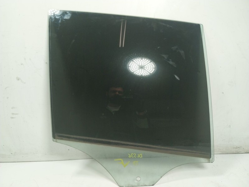Recambio de cristal puerta trasero derecho para bmw x3 (e83) 2.5si referencia OEM IAM 51333332312  