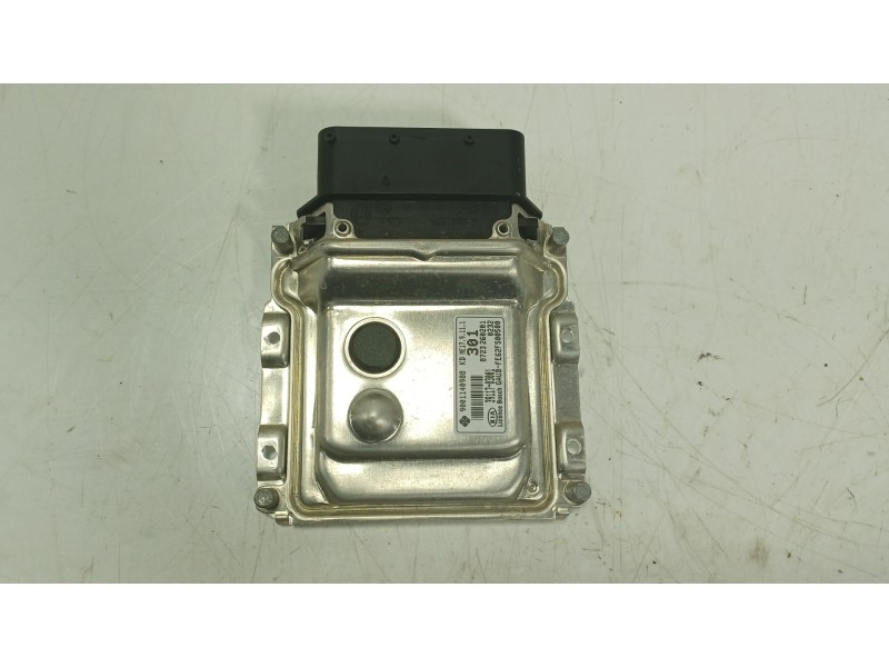 Recambio de centralita motor uce para kia rio iii (ub) 1.2 cvvt referencia OEM IAM  3911703001 