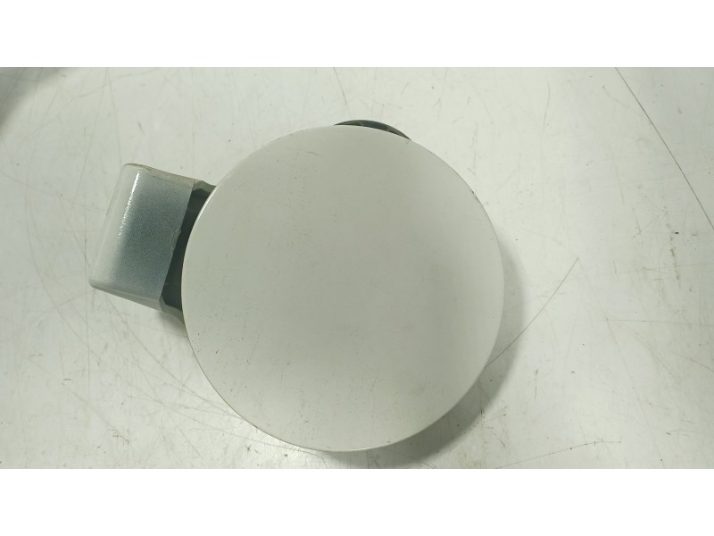 Recambio de tapa combustible para kia rio iii (ub) 1.2 cvvt referencia OEM IAM  695101W200 