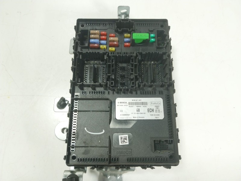 Recambio de caja reles / fusibles para ford fiesta vii (hj, hf) 1.0 ecoboost referencia OEM IAM  HU5T15604ECH 