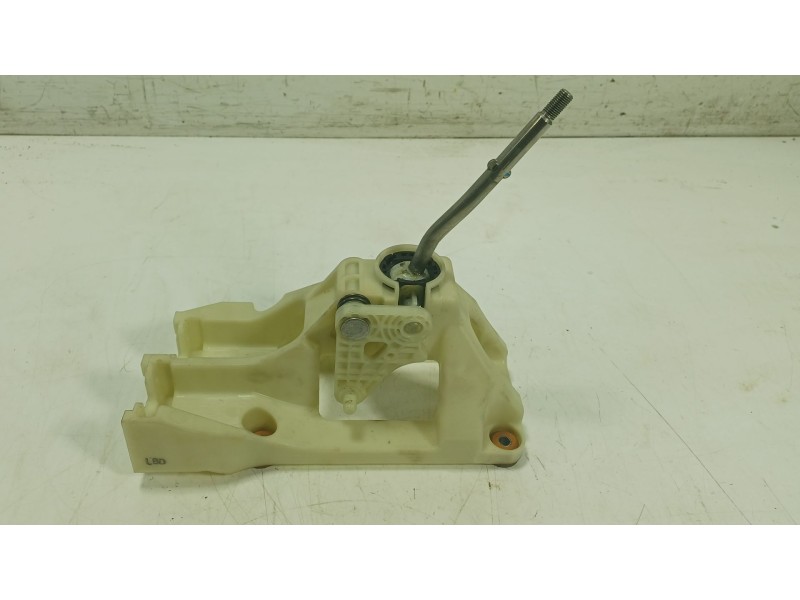 Recambio de palanca cambio para kia rio iii (ub) 1.2 cvvt referencia OEM IAM  437001WXXX 