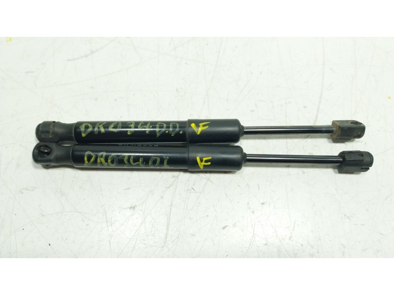 Recambio de amortiguador capot para tesla model y ev perfomance a las 4 ruedas referencia OEM IAM  150554700A 