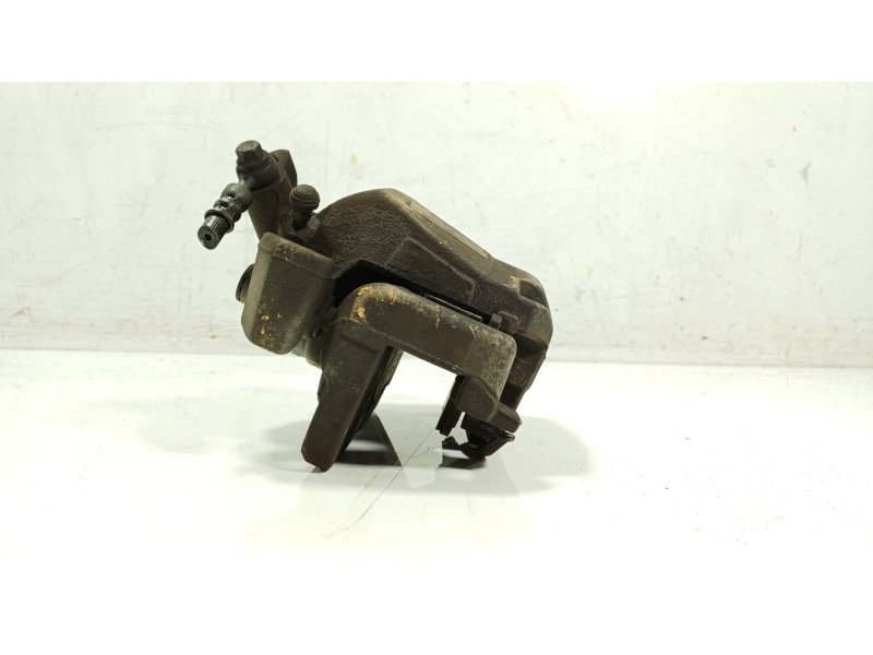 Recambio de pinza freno delantera derecha para peugeot rifter 1.5 bluehdi 130 referencia OEM IAM 1623162180  