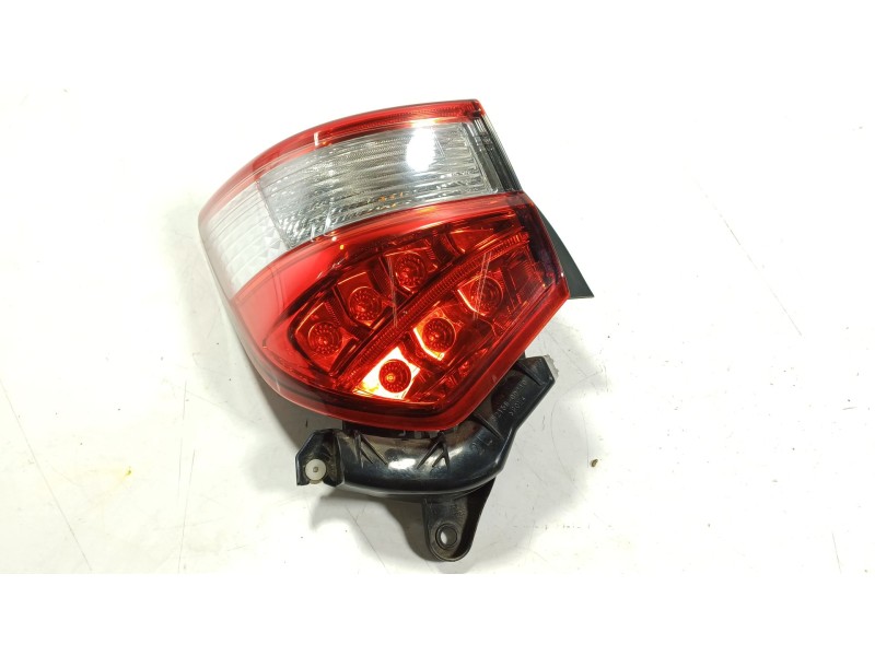 Recambio de piloto trasero izquierdo para toyota yaris (_p13_) 1.5 (nsp131_) referencia OEM IAM 815600DB71 521560D210 