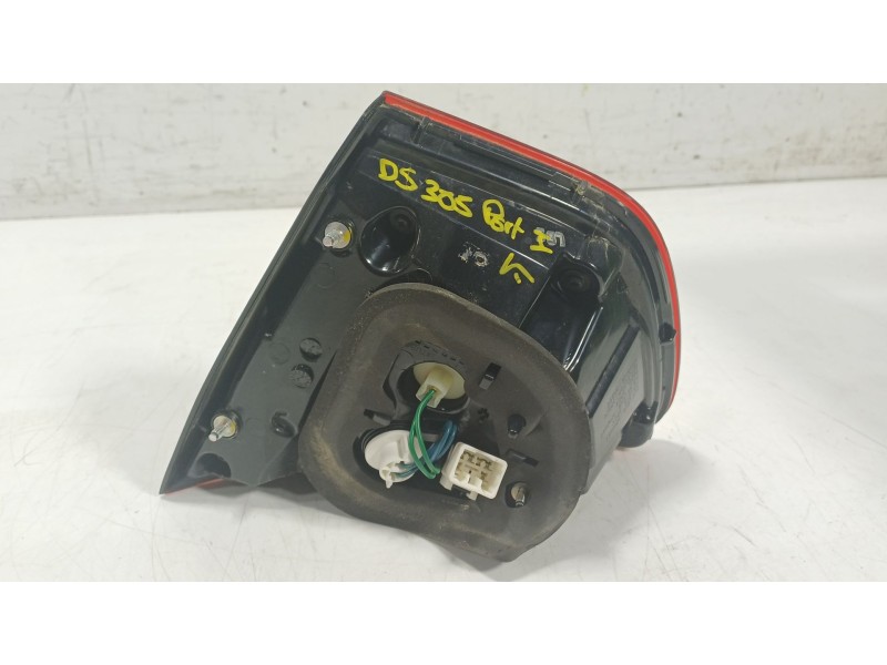 Recambio de piloto trasero izquierdo interior para kia rio iii (ub) 1.2 cvvt referencia OEM IAM  924031W2 