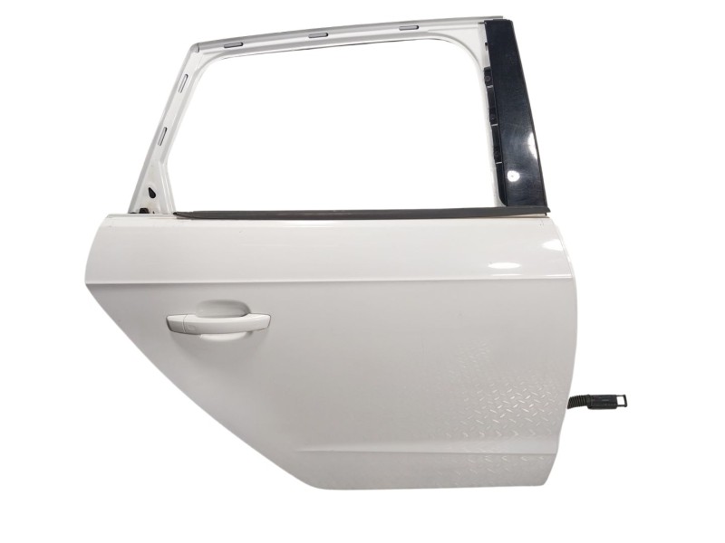 Recambio de puerta trasera derecha para audi a3 sportback (8va, 8vf) 1.6 tdi referencia OEM IAM   