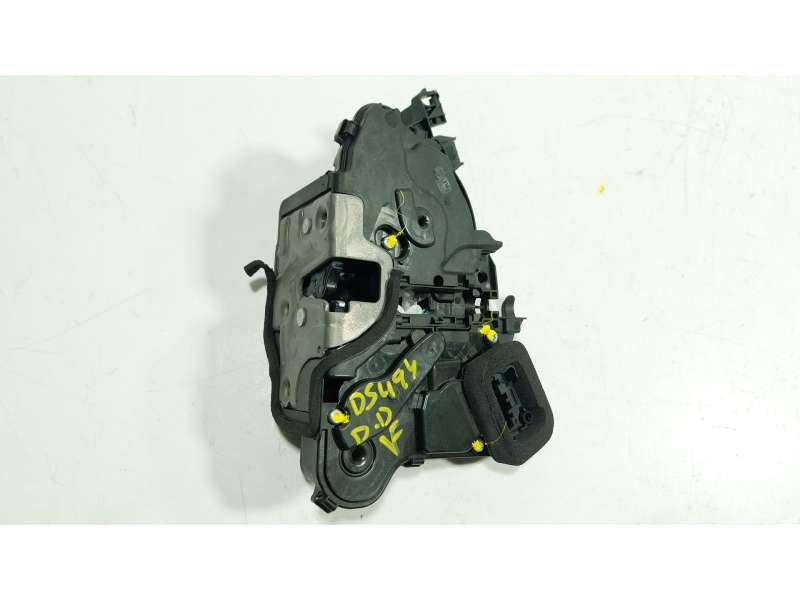 Recambio de cerradura puerta delantera derecha para volkswagen tiguan 2.0 tdi referencia OEM IAM  3J1837016A 