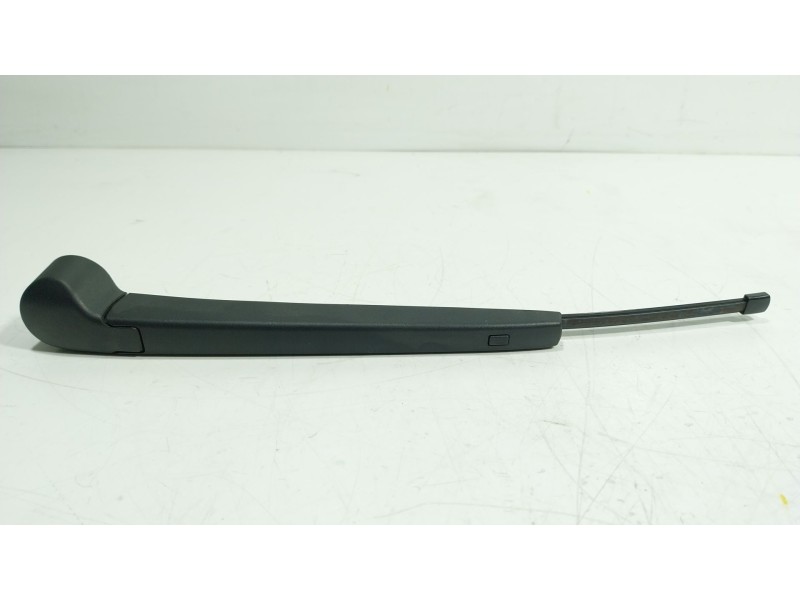 Recambio de brazo limpia trasero para volkswagen tiguan 2.0 tdi referencia OEM IAM  571955704 