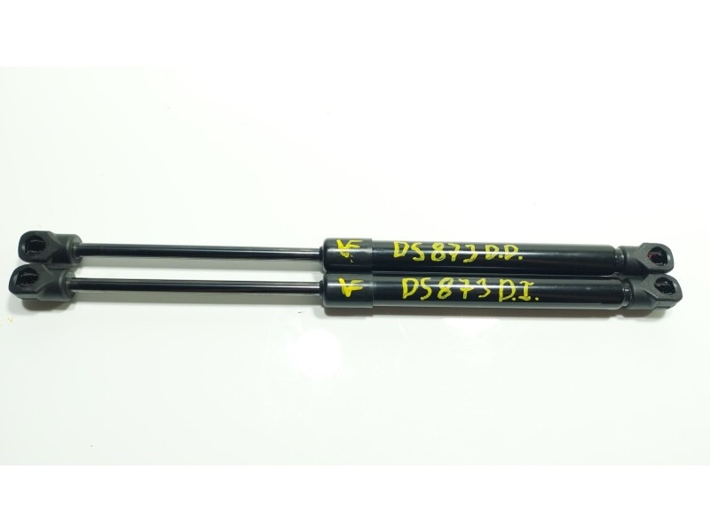 Recambio de amortiguador capot para omoda omoda5 hev referencia OEM IAM  554001727AA 