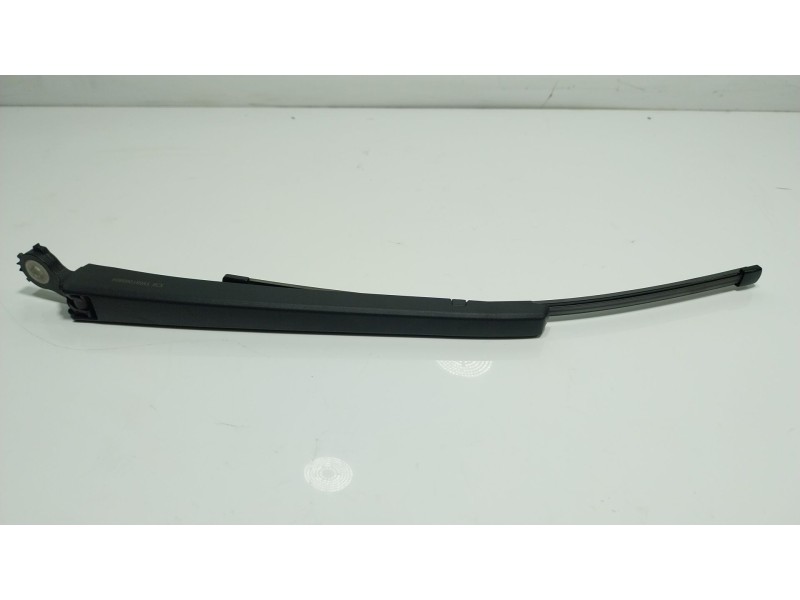 Recambio de brazo limpia trasero para omoda omoda5 hev referencia OEM IAM  608000189AA 