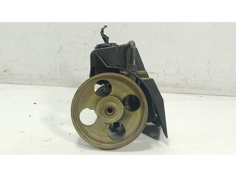 Recambio de bomba servodireccion para peugeot 206 hatchback (2a/c) 1.4 i referencia OEM IAM  26079836 