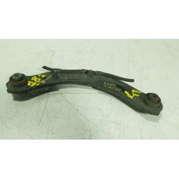 BRAZO SUSPENSION SUPERIOR TRASERO DERECHO 4110A140 