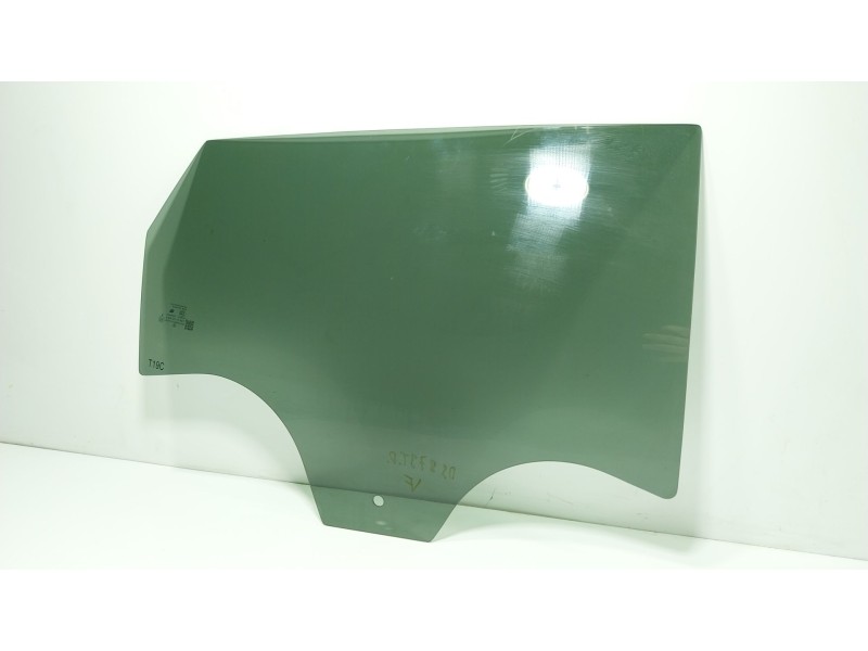 Recambio de cristal puerta trasero derecho para omoda omoda5 hev referencia OEM IAM   