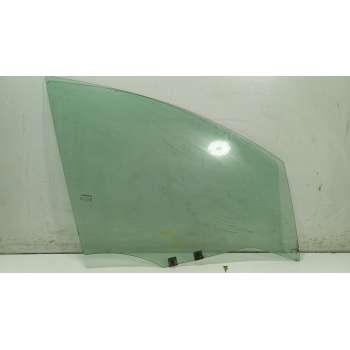 CRISTAL PUERTA DELANTERO DERECHO 803004101R 