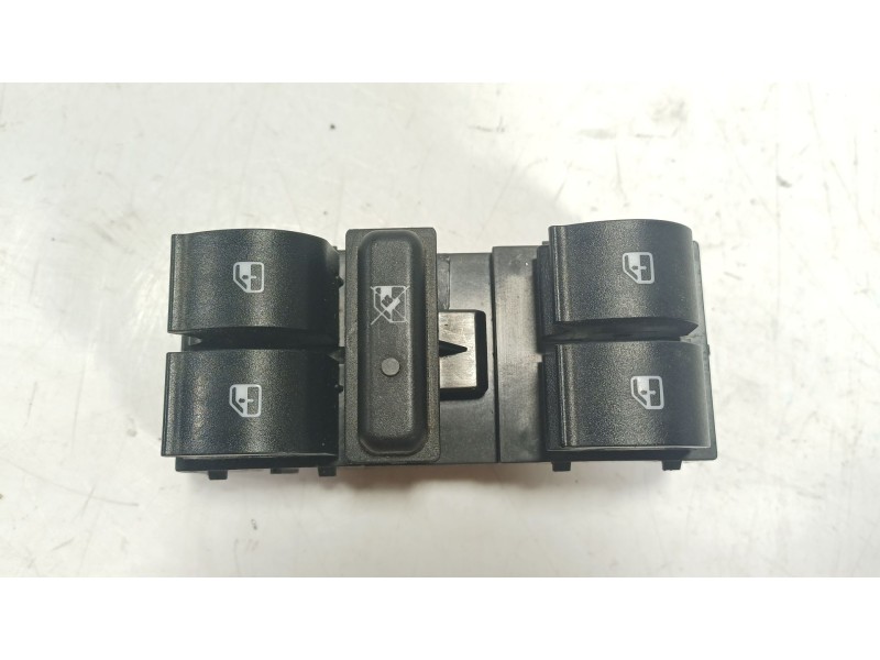 Recambio de mando elevalunas delantero izquierdo para fiat 500l (351_, 352_) 1.4 (199lyb1b) referencia OEM IAM   