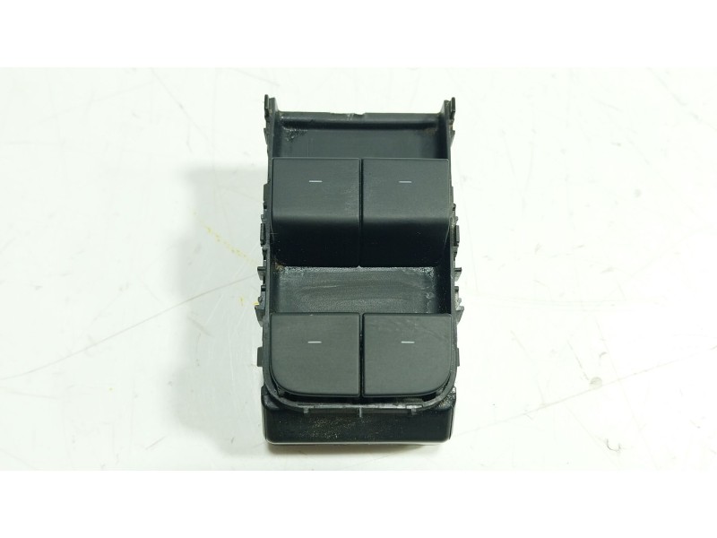Recambio de mando elevalunas delantero izquierdo para tesla model y ev perfomance a las 4 ruedas referencia OEM IAM  108103702G 