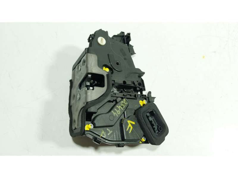 Recambio de cerradura puerta trasera derecha para volkswagen tiguan 2.0 tdi referencia OEM IAM  3J0839016A 