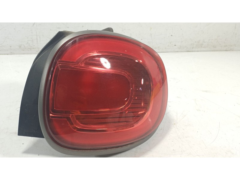 Recambio de piloto trasero derecho para fiat 500l (351_, 352_) 1.4 (199lyb1b) referencia OEM IAM  735671212 