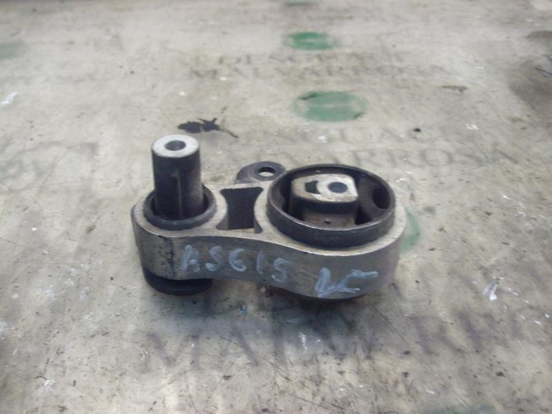 Recambio de soporte motor derecho para ford fiesta (cbk) ghia referencia OEM IAM   