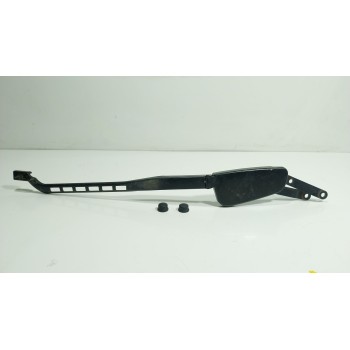 BRAZO LIMPIA DELANTERO IZQUIERDO 