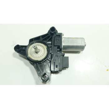 MOTOR ELEVALUNAS TRASERO IZQUIERDO A2469063200 A2469063200 
