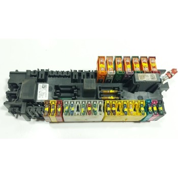 CAJA RELES / FUSIBLES A1665402350 