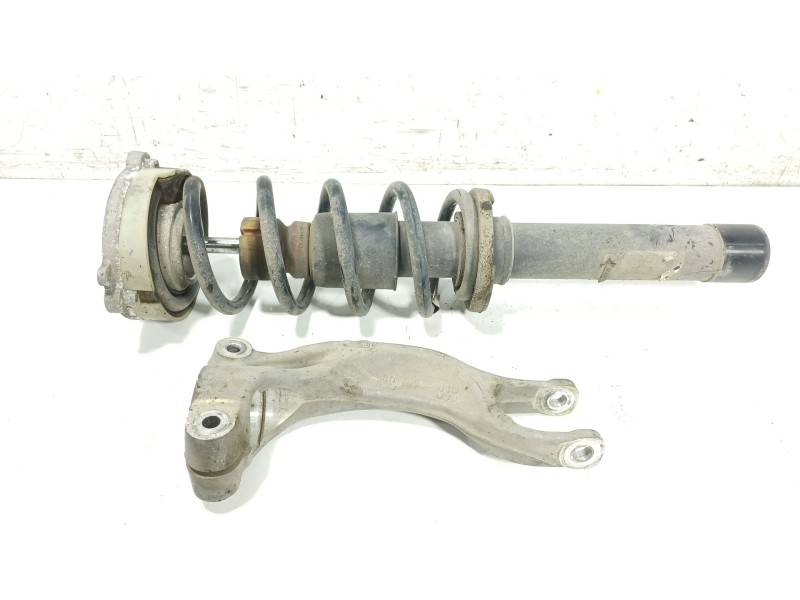 Recambio de amortiguador delantero derecho para audi a4 b9 avant (8w5, 8wd) 35 tdi referencia OEM IAM   