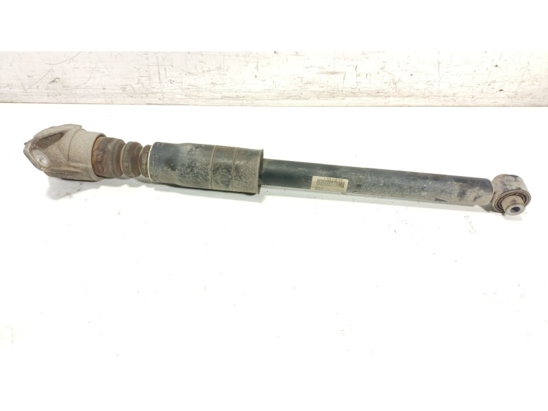 Recambio de amortiguador trasero derecho para audi a4 b9 avant (8w5, 8wd) 35 tdi referencia OEM IAM  8W9513028E 