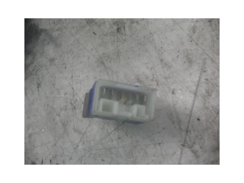 Recambio de mando elevalunas delantero izquierdo para fiat marea weekend (185) td 100 elx referencia OEM IAM   