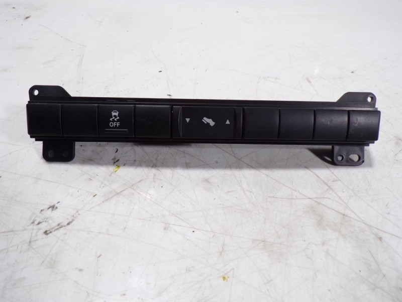 Recambio de modulo electronico para jeep commander 3.0 v6 crd limited referencia OEM IAM 56050152AE 56050152AE 