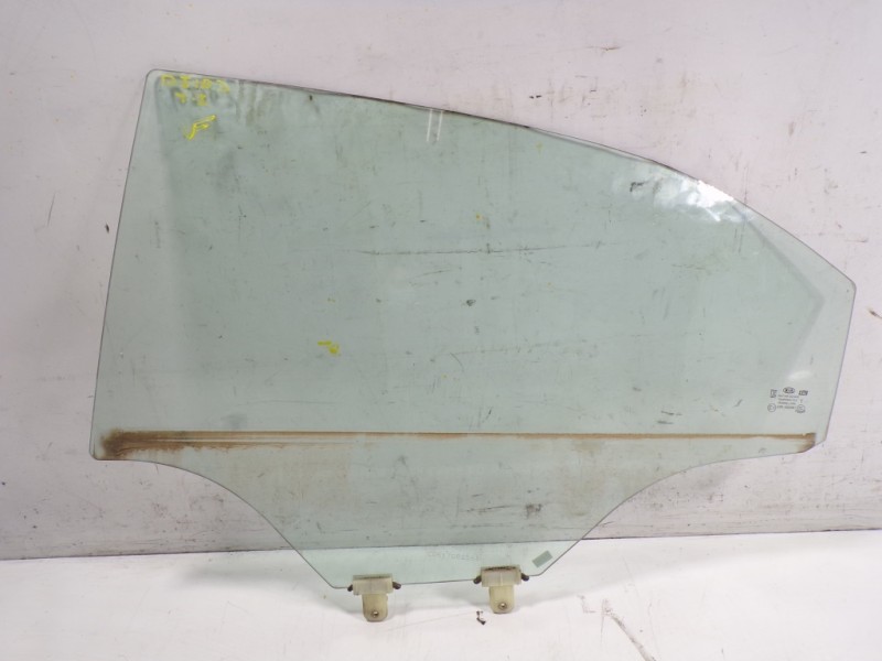 Recambio de cristal puerta trasero izquierdo para kia rio concept referencia OEM IAM 834111W210  