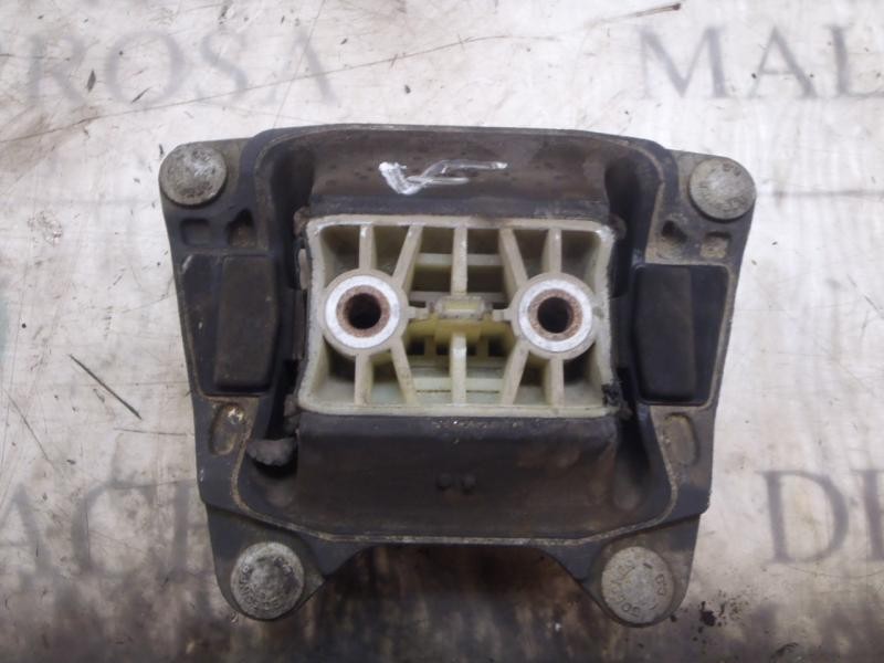 Recambio de soporte cambio para audi a6 avant (4f5) 2.0 tdi referencia OEM IAM 4F0399151AM  