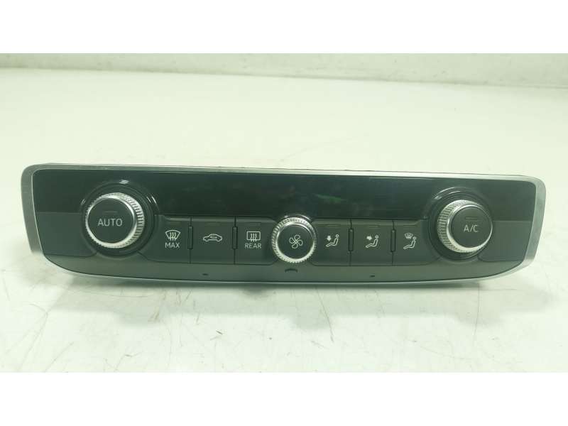 Recambio de mando climatizador para audi a3 sportback (8va, 8vf) 1.6 tdi referencia OEM IAM  8V0820043C 