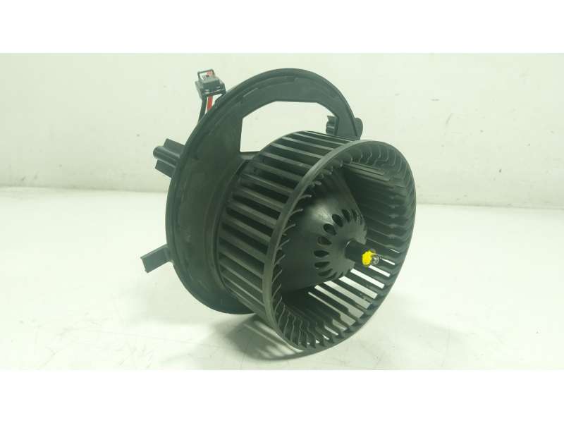 Recambio de motor calefaccion para audi a3 sportback (8va, 8vf) 1.6 tdi referencia OEM IAM  5Q1819021B 