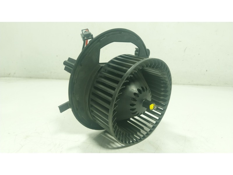 Recambio de motor calefaccion para audi a3 sportback (8va, 8vf) 1.6 tdi referencia OEM IAM  5Q1819021B 