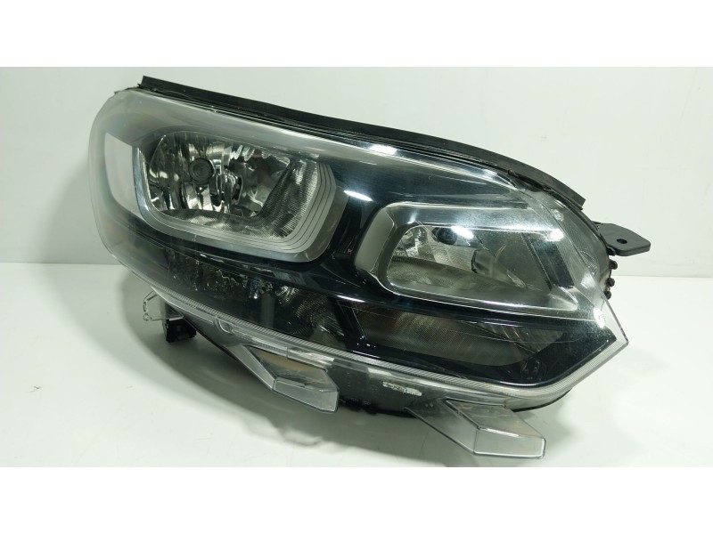 Recambio de faro derecho para citroën jumpy iii furgoneta (v_) 1.5 bluehdi 120 referencia OEM IAM  9808567680 