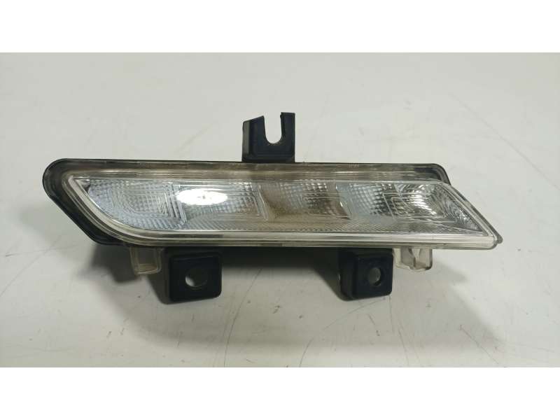Recambio de piloto delantero derecho para renault clio iv (bh_) 1.5 dci 75 referencia OEM IAM  89208541 