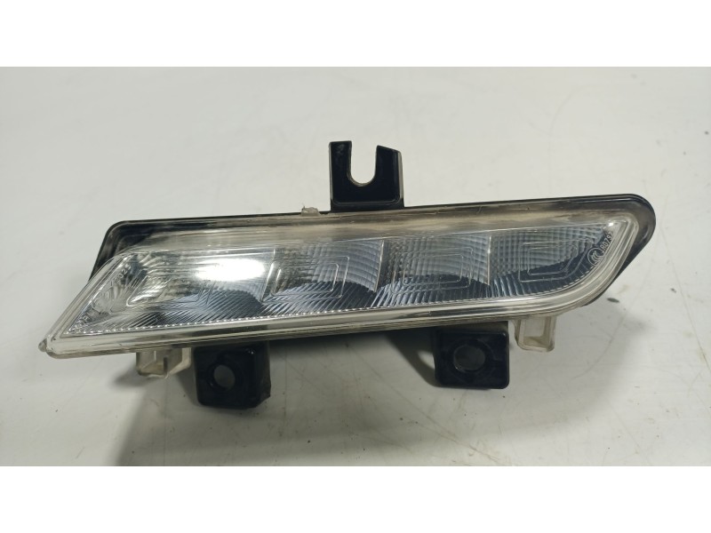 Recambio de piloto delantero izquierdo para renault clio iv (bh_) 1.5 dci 75 referencia OEM IAM  89208551 