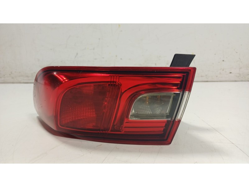 Recambio de piloto trasero derecho para renault clio iv (bh_) 1.5 dci 75 referencia OEM IAM  265509846R 