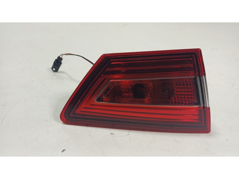 Recambio de piloto trasero izquierdo interior para renault clio iv (bh_) 1.5 dci 75 referencia OEM IAM  265505796R 