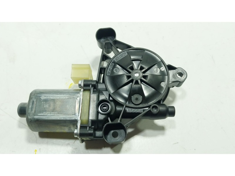 Recambio de motor elevalunas delantero derecho para porsche macan (95b) 2.0 referencia OEM IAM  5Q0959802C 