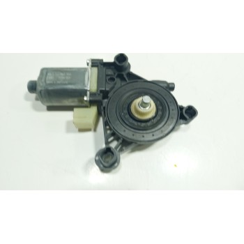MOTOR ELEVALUNAS DELANTERO IZQUIERDO 8W0959802 