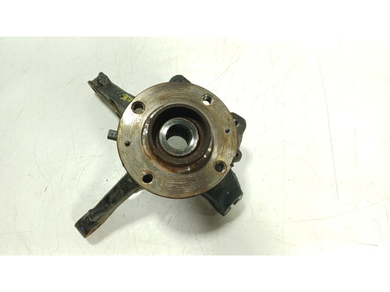 Recambio de mangueta delantera derecha para peugeot 208 ii (ub_, up_, uw_, uj_) 1.2 puretech 100 referencia OEM IAM   