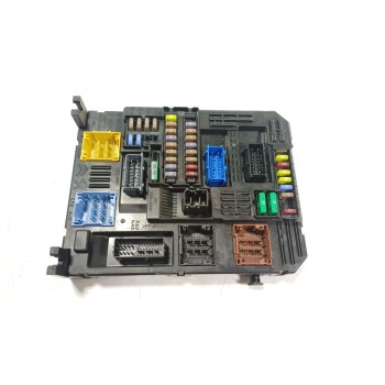 CAJA RELES / FUSIBLES 985566528000 