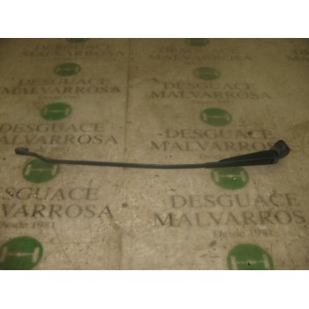 BRAZO LIMPIA DELANTERO DERECHO 