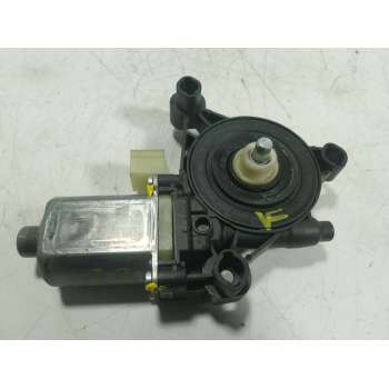 MOTOR ELEVALUNAS DELANTERO IZQUIERDO 5Q0959801C 5Q0959801C 