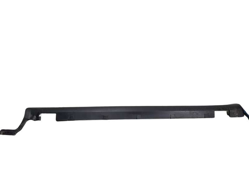 Recambio de faldon lateral para tesla model s (5yjs) 85d awd referencia OEM IAM   