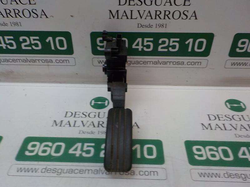 Recambio de potenciometro pedal para renault megane iii berlina 5 p life referencia OEM IAM   
