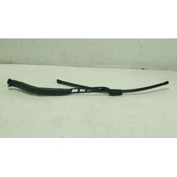 BRAZO LIMPIA DELANTERO IZQUIERDO A1668200744 24028055 